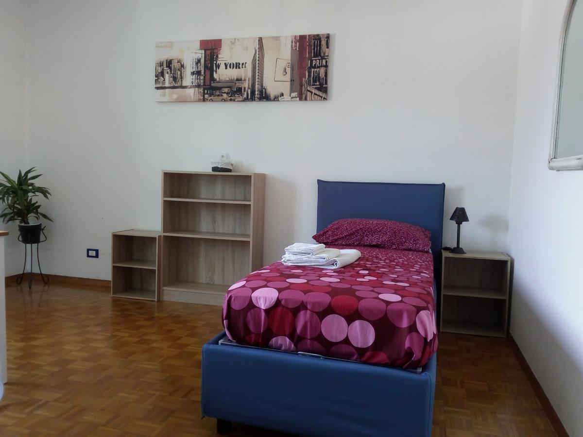 B&B Taramelli - Garage Per Bici E Moto Trento Ngoại thất bức ảnh